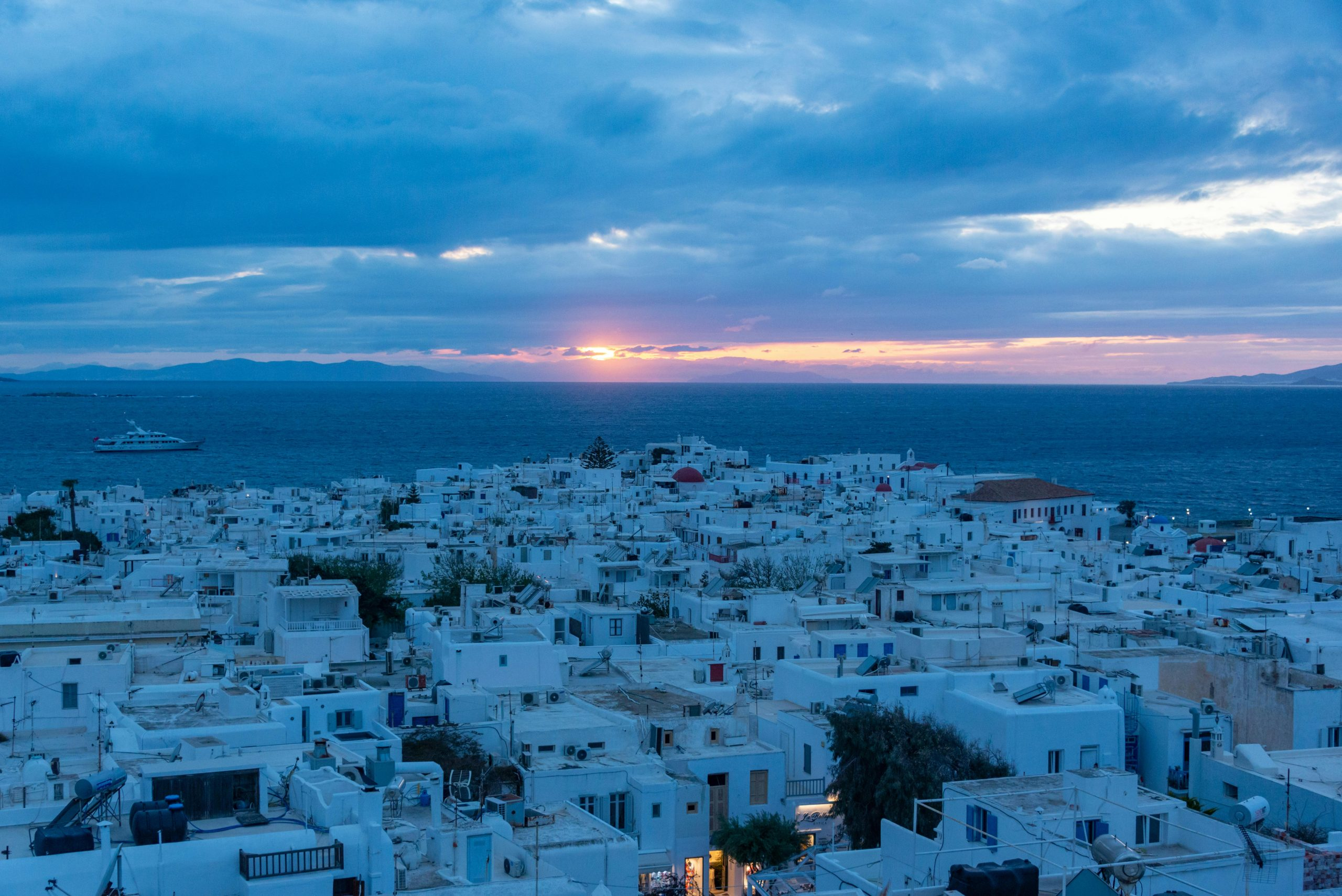 How to Make the Most of Your Vacation Photos