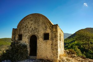 Hidden Gems: Destinations Off the Beaten Path