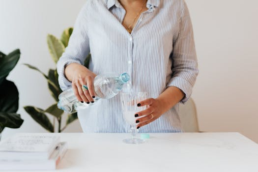 Smart Water Bottles That Track Hydration and Remind You to Drink