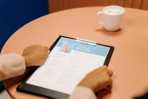 Crafting a Resume That Gets Noticed Fast