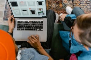 The Growing Popularity of Fashion Rental Platforms